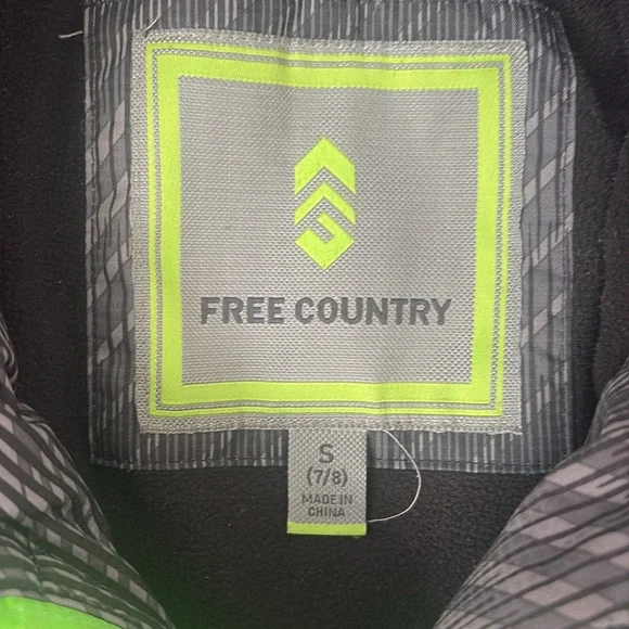 Free Country Winter Coat - Picture 7 of 13